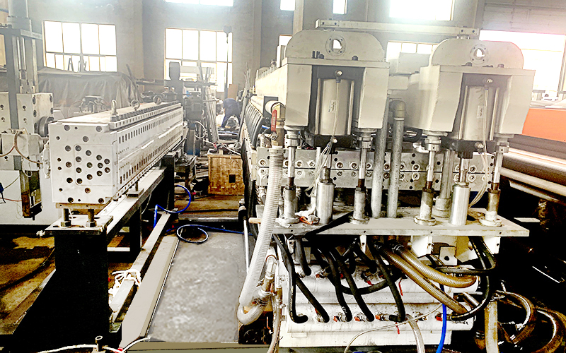 中空板生产线    中空板生产线厂家     中空格子板生产线