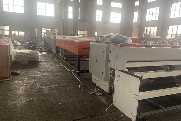 丹东专业中空板设备生产线厂家